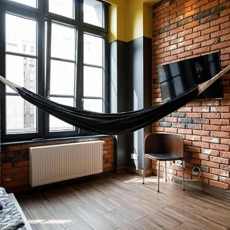 Apartment Close